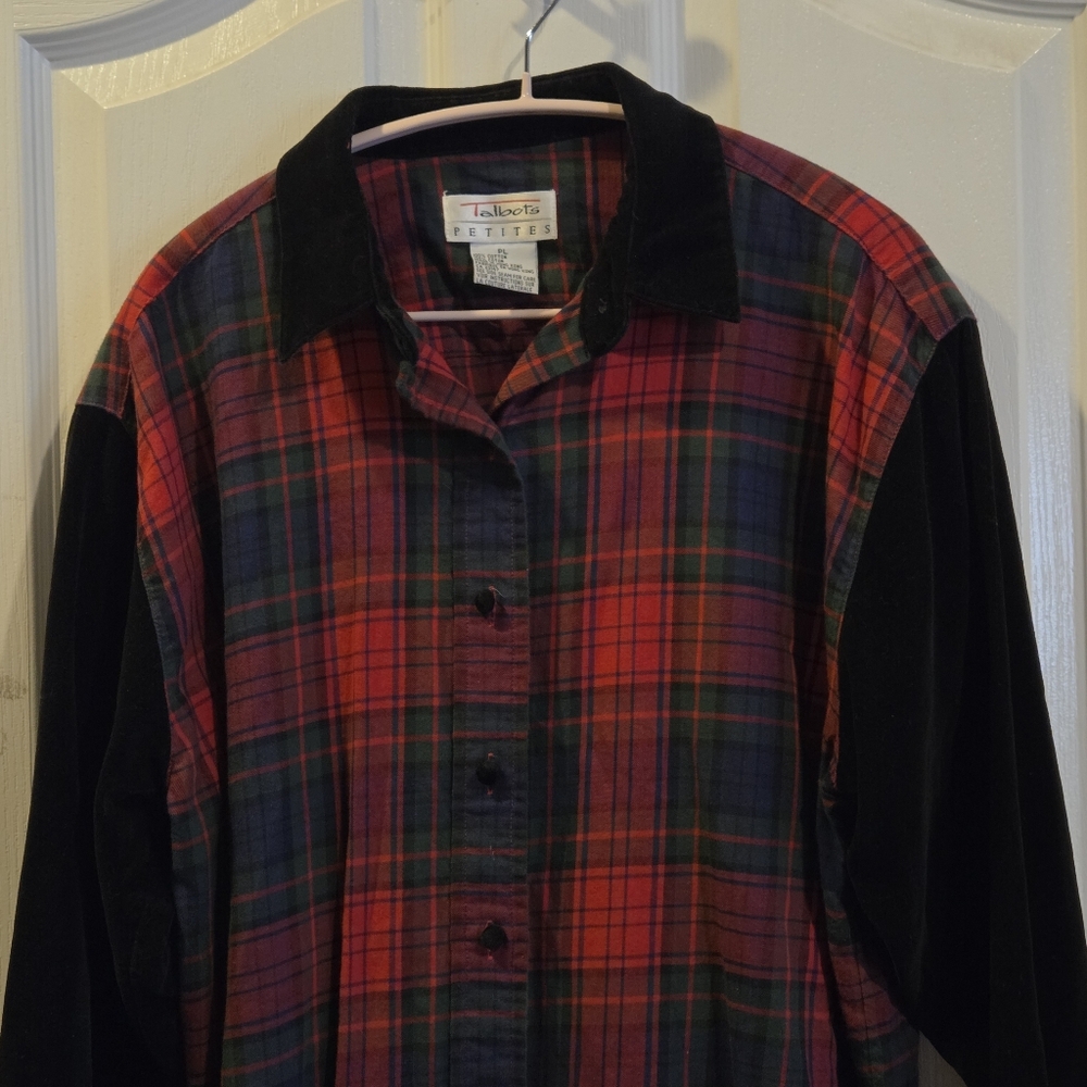 Talbots Top Red Green Tartan Plaid Shirt Velvet Collar Sleeves Petites Large - Picture 2 of 8